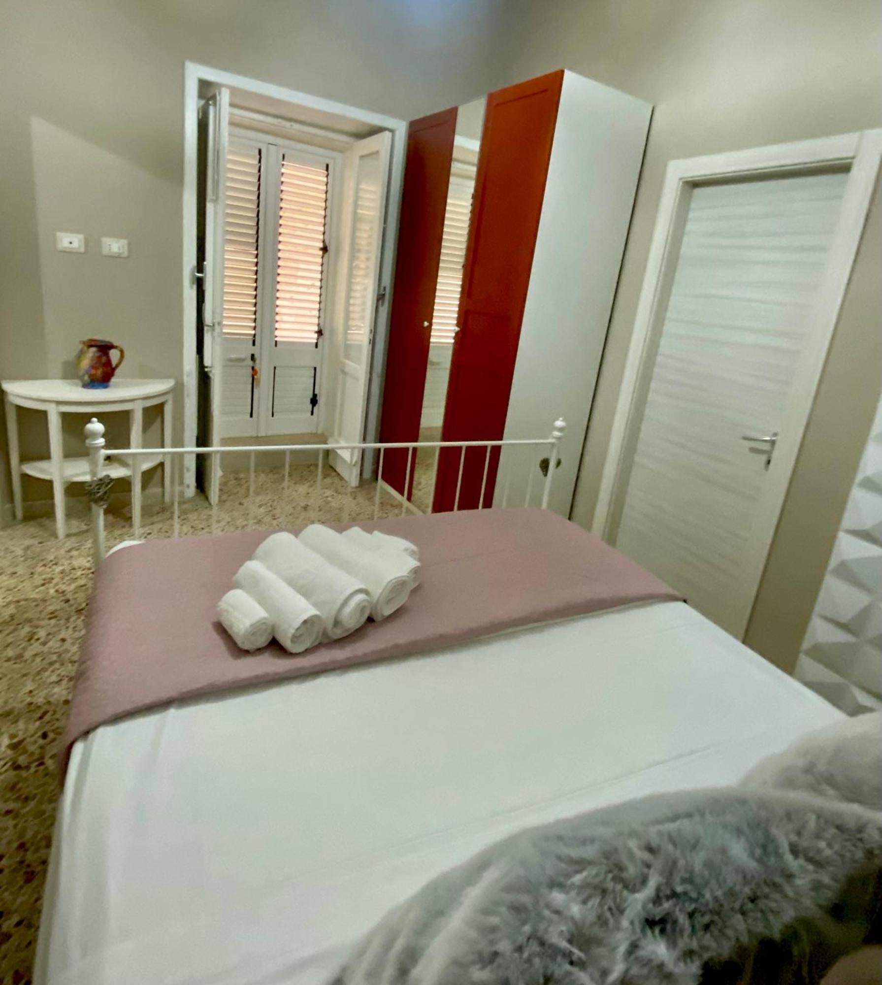 Delizia House Ortigia,Centro Citta, Vicino Al Mare Apartamento Syracuse Exterior foto
